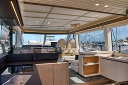 AZIMUT MAGELLANO 60 INTERNI CUCINA