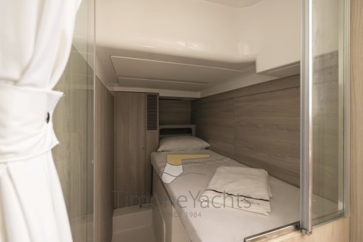 AZIMUT MAGELLANO 60 INTERNI CABINA CREW
