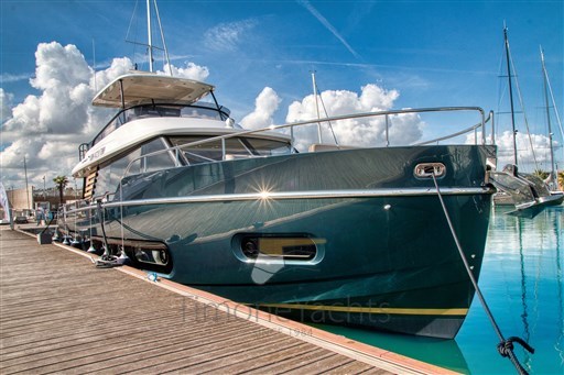 Azimut Magellano 60
