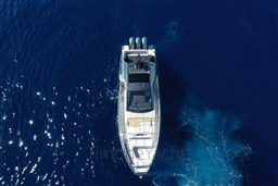 AZIMUT VERVE 48 - ESTERNI