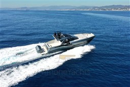 AZIMUT VERVE 48 - ESTERNI
