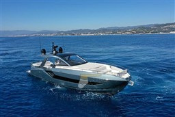 AZIMUT VERVE 48 - ESTERNI
