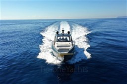 AZIMUT VERVE 48 - ESTERNI