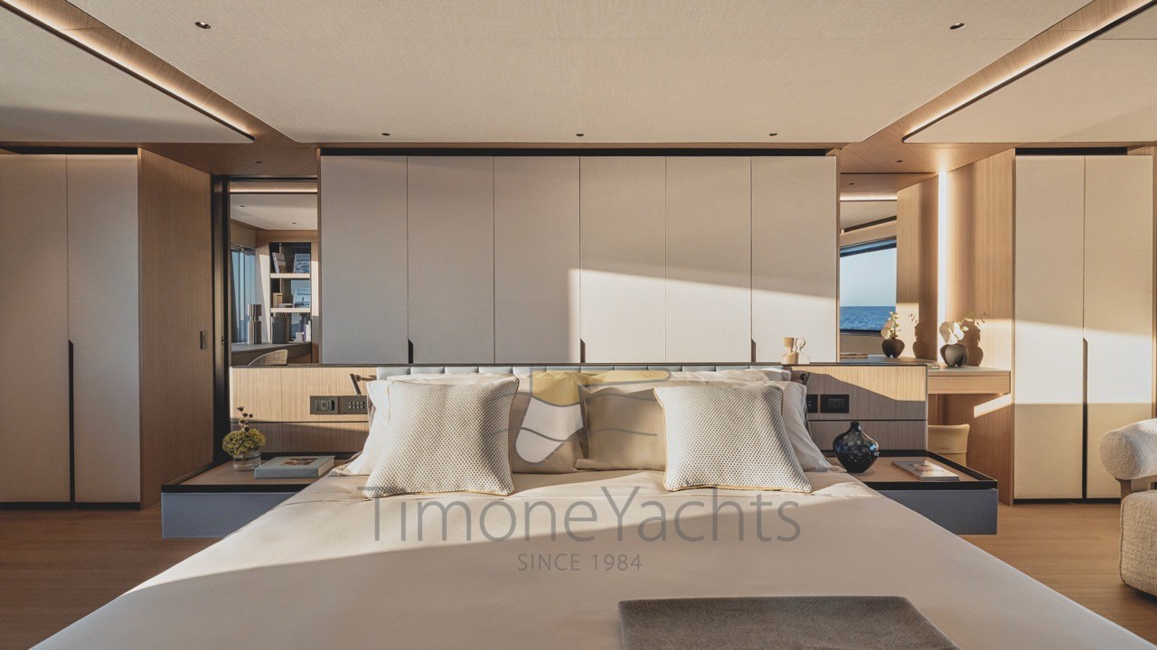 G44M Main deck Owner_s Cabin 1 - dimensioni grandi.jpeg