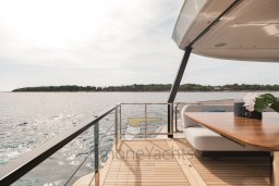 G26M Deck2Deck 3.jpg