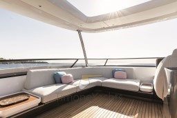 G26M Flybridge 8.jpg