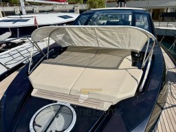 Cranchi 60 ST - Bow Bimini