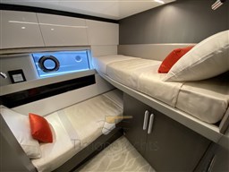 Azimut S7 (2020) Timone Yachts