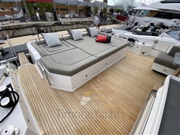 Azimut S7 (2020) Timone Yachts