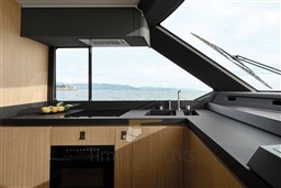 AZIMUT SEADECK 7