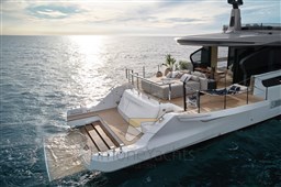 AZIMUT SEADECK 7