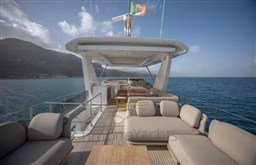 Azimut 66 Flybridge (2017) Timone Yachts