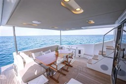 Azimut 66 Flybridge (2017) Timone Yachts