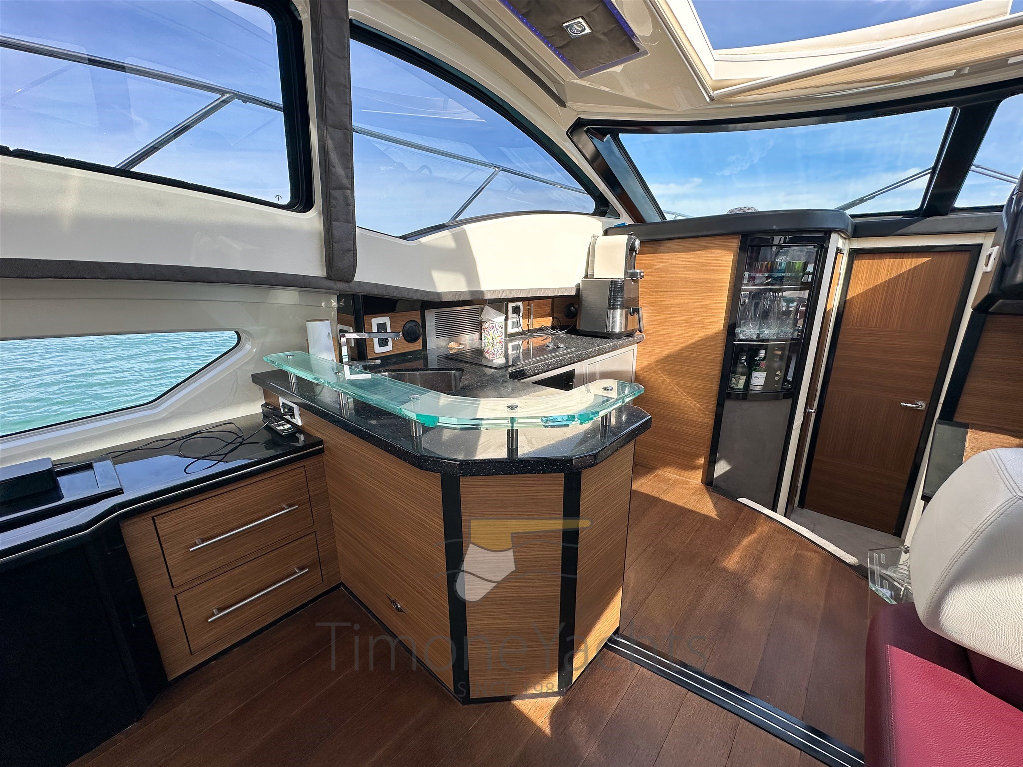 MARQUIS 420 SC - INTERNI SALONE