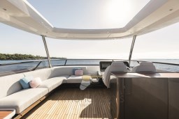 G26M Flybridge 7.jpg