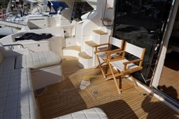 Azimut 53 Flybridge - Cockpit