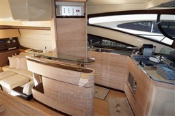 Azimut 53 Flybridge - Galley