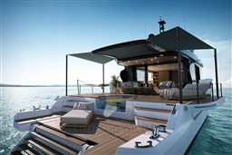 Azimut - Seadeck 9