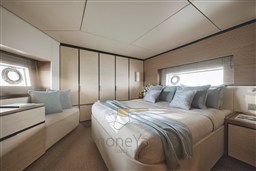 SD9 VIP Cabin - dimensioni grandi.jpeg
