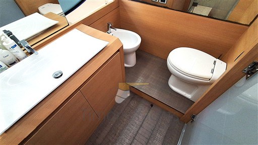 Pershing 82 (2014) Timone Yachts
