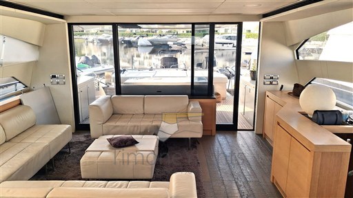 Pershing 82 (2014) Timone Yachts