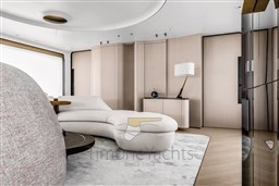 Trideck Main Salon 11.jpg