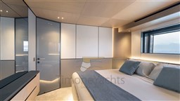 AZIMUT GRANDE TRIDECK 38M