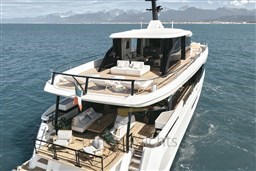 G30M Stern 2 - dimensioni grandi.jpeg