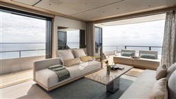 G30M Upperdeck Lounge 4 - dimensioni grandi.jpeg