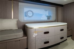Azimut - 60 Fly