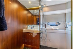 Princess Yachts 72 - Head