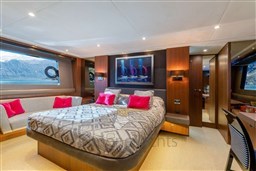 Princess Yachts 72 - Master cabin