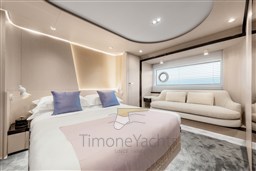 78 Owner Cabin 1.jpg