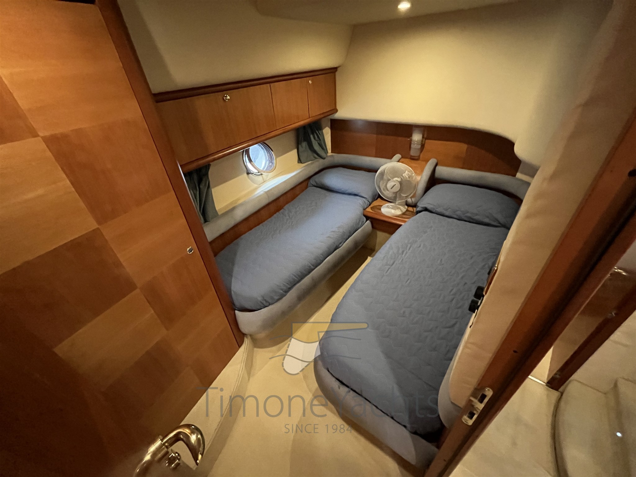 Azimut 55 fly