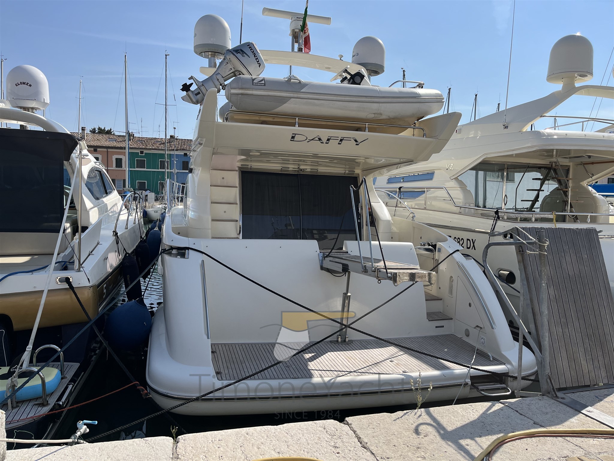 Azimut 55 fly