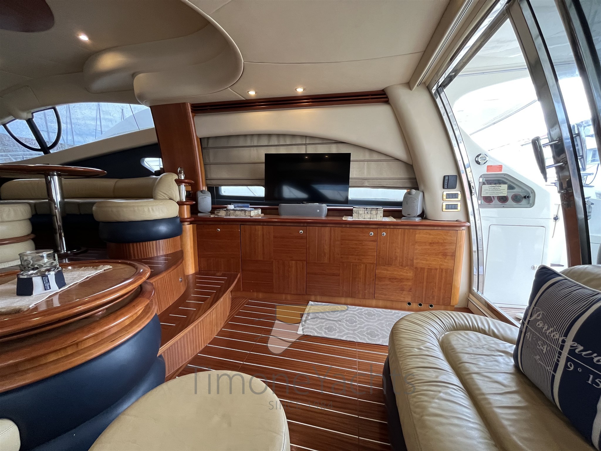 Azimut 55 fly