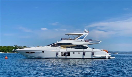 Azimut 64 Fly