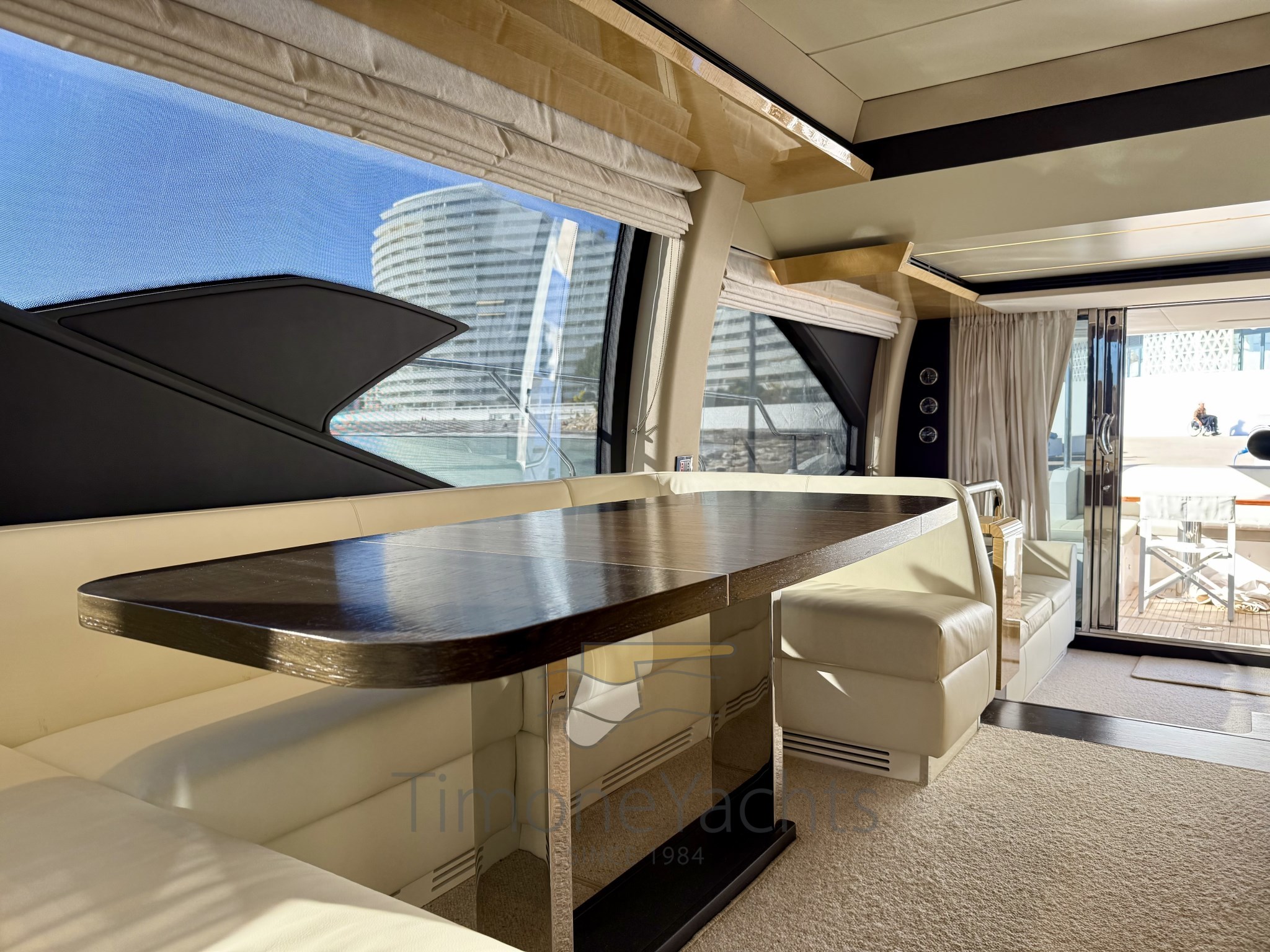 Azimut 66 Fly
