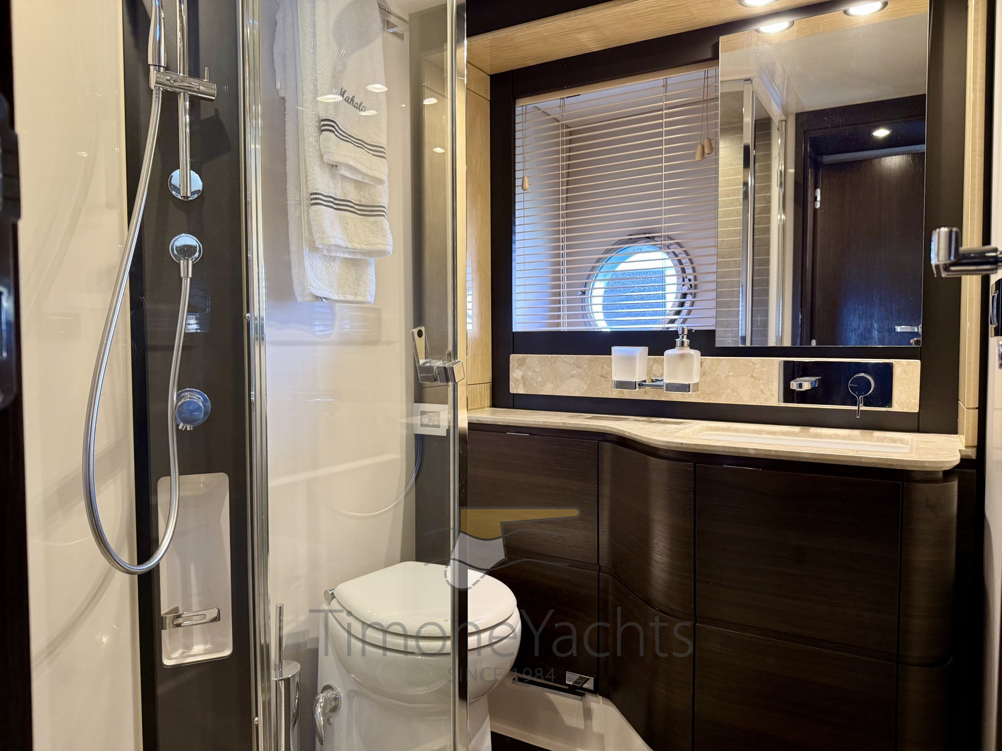 Azimut 66 Fly