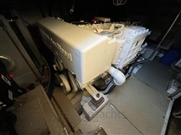 APREAMARE MAESTRO 51 SALA MACCHINE