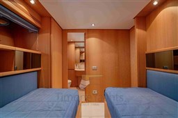 PHOTO-2025-06-24-17-27-32 7.jpg