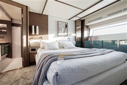 AZIMUT FLY 72