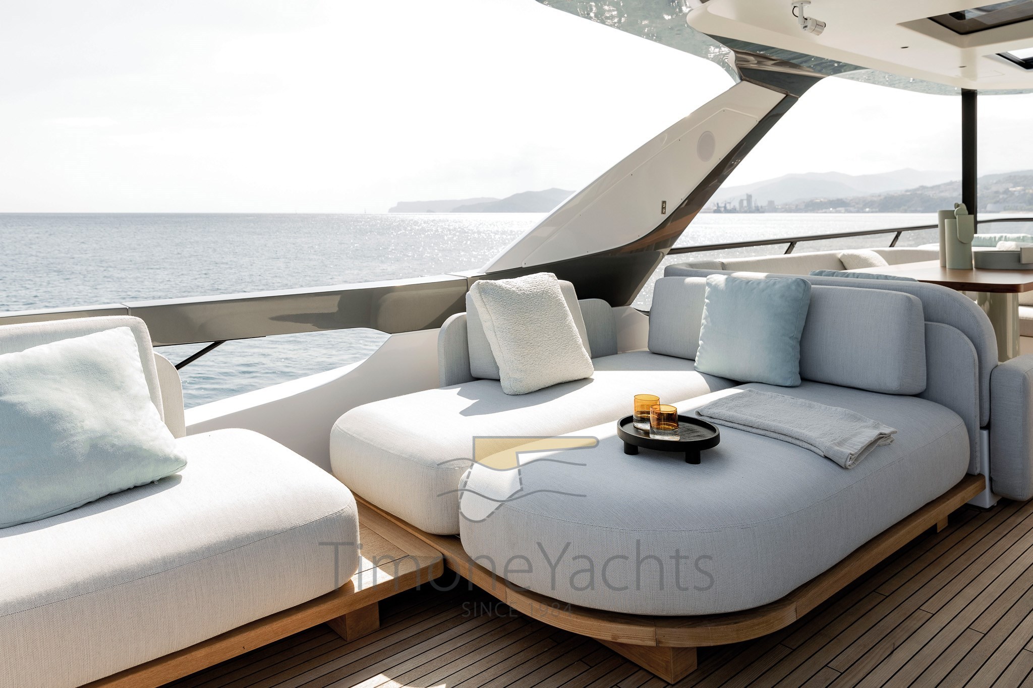 AZIMUT FLY 72