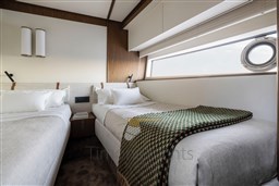 AZIMUT FLY 72