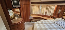 Azimut 68 evo evolution Cabina Armatore