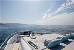 Azimut Verve 48 Prendisole Prua