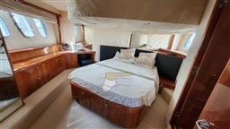 Sunseeker Manhattan 52 Cabina Armatore