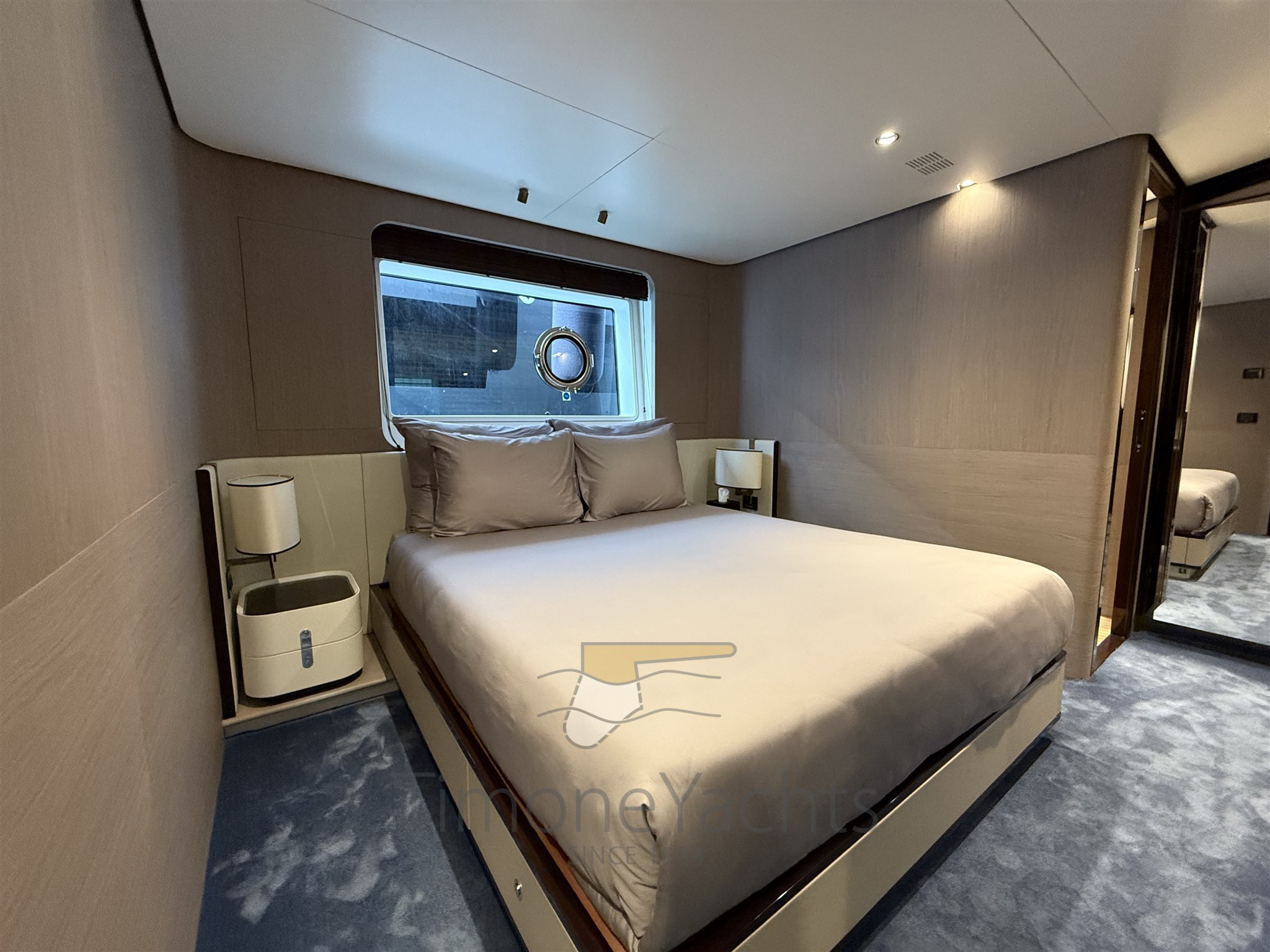 Azimut Grande 27 M - Guest room