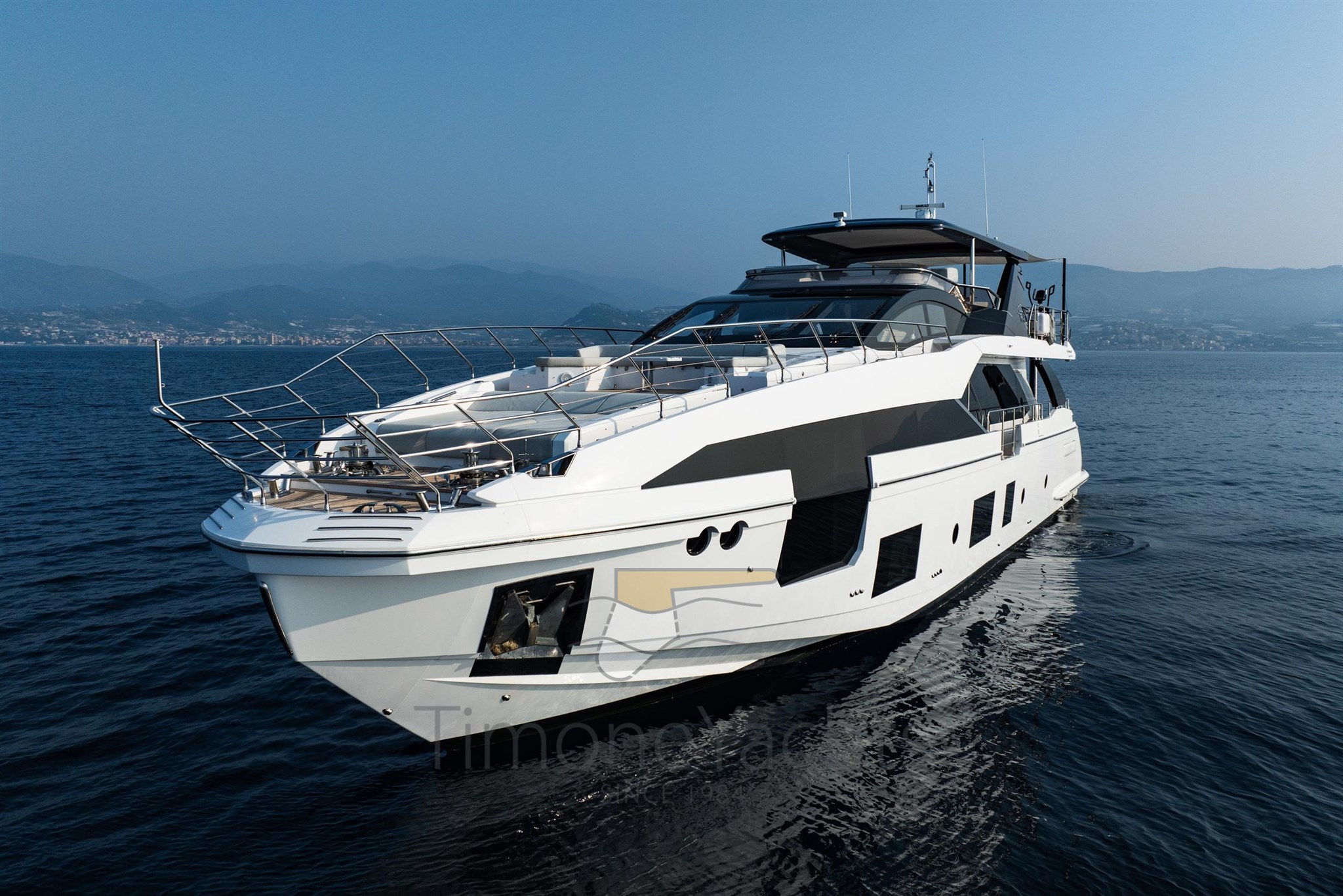 2020-azimut-grande-27-metri-power-9851295-20250702074514072-1.jpg