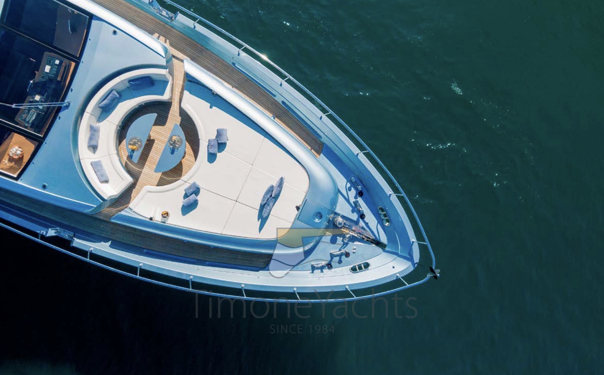 Cerri 102 Fly - Exterior
